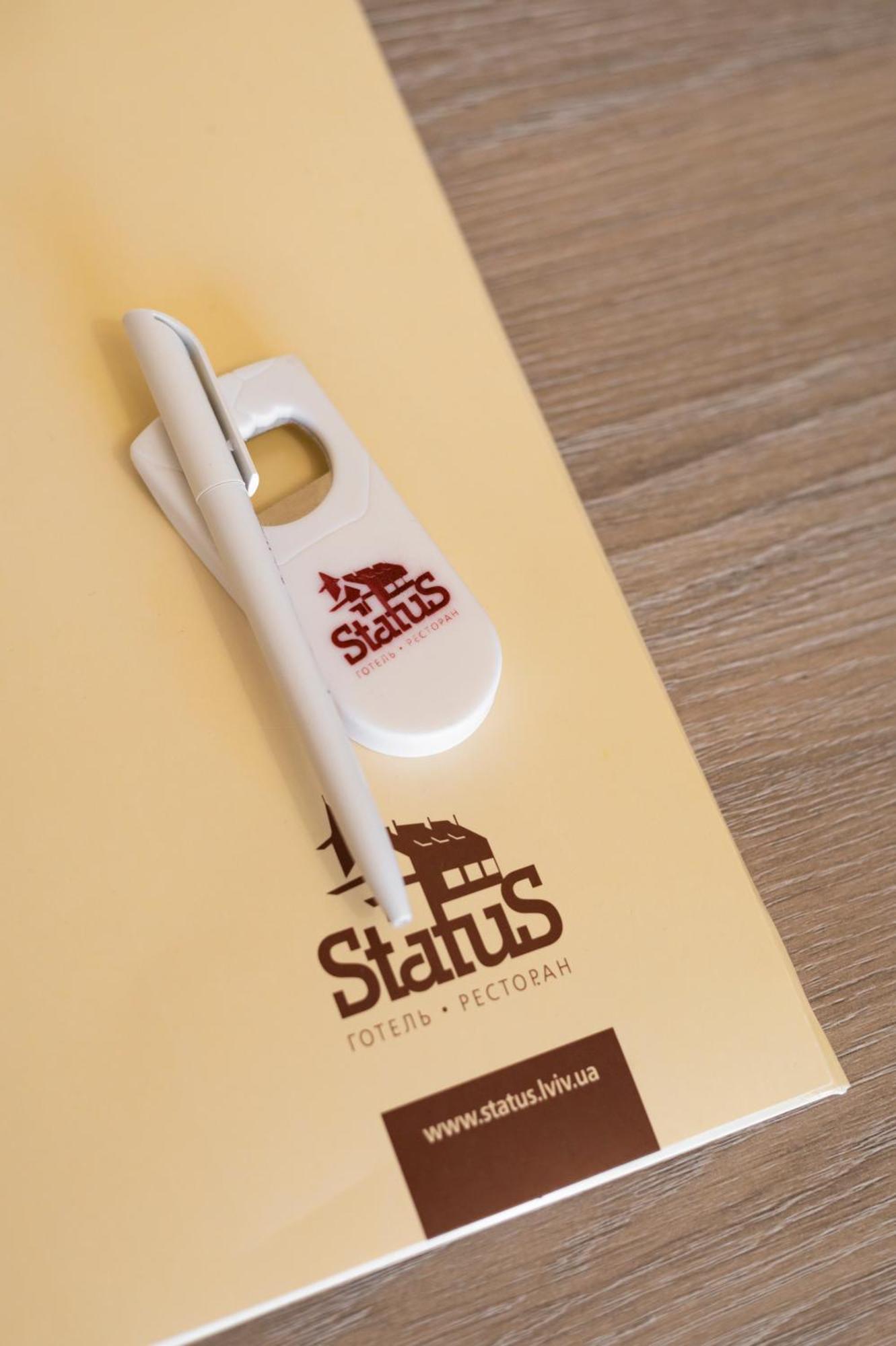 Status Hotel Malekhuv Bagian luar foto